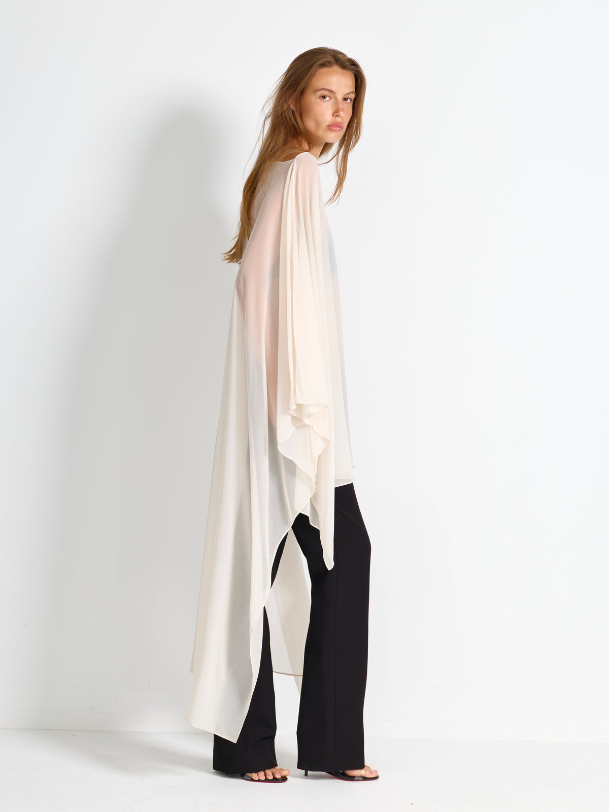 Riley Cape - Ivory