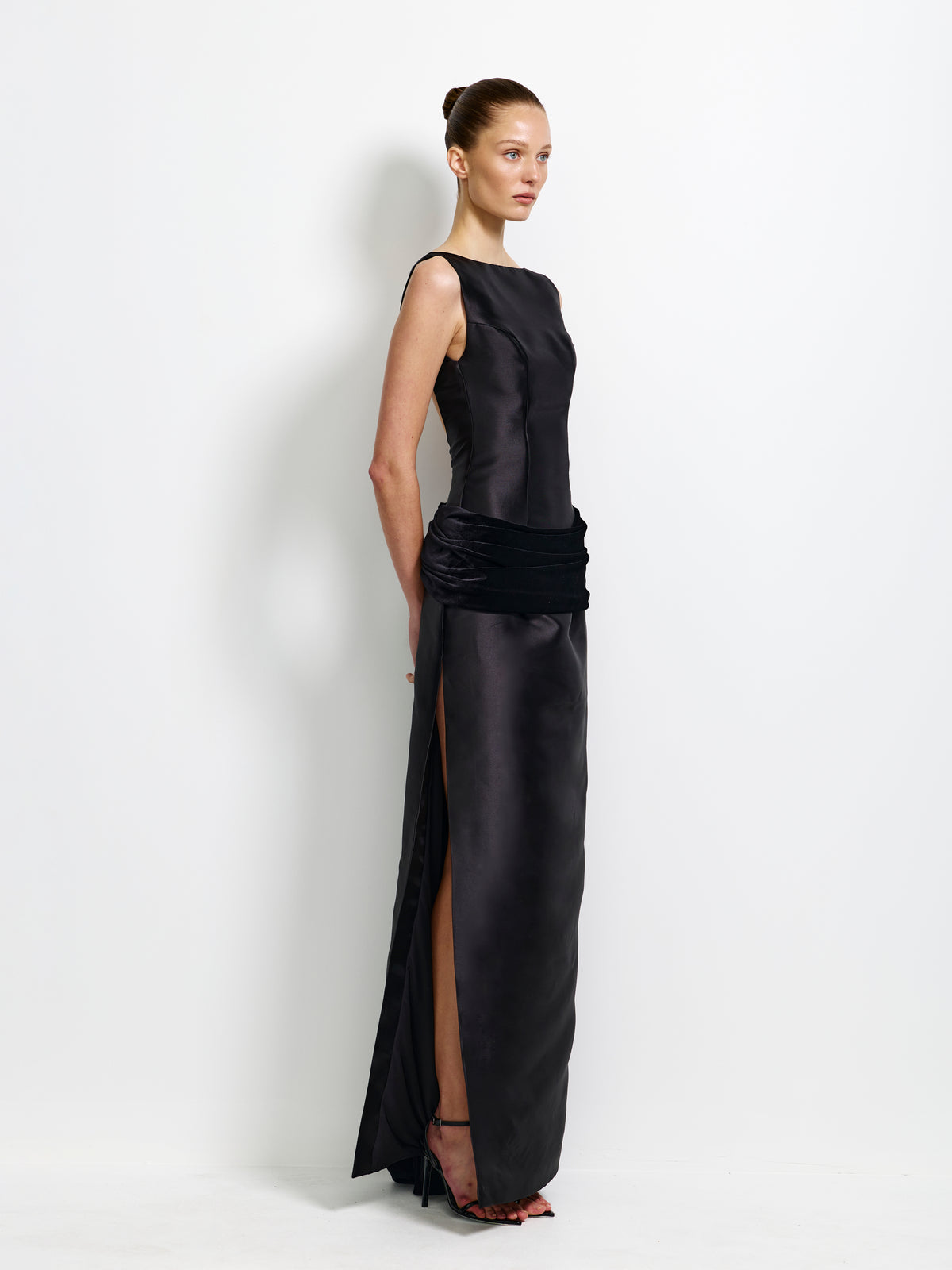 Elowen Gown - Black