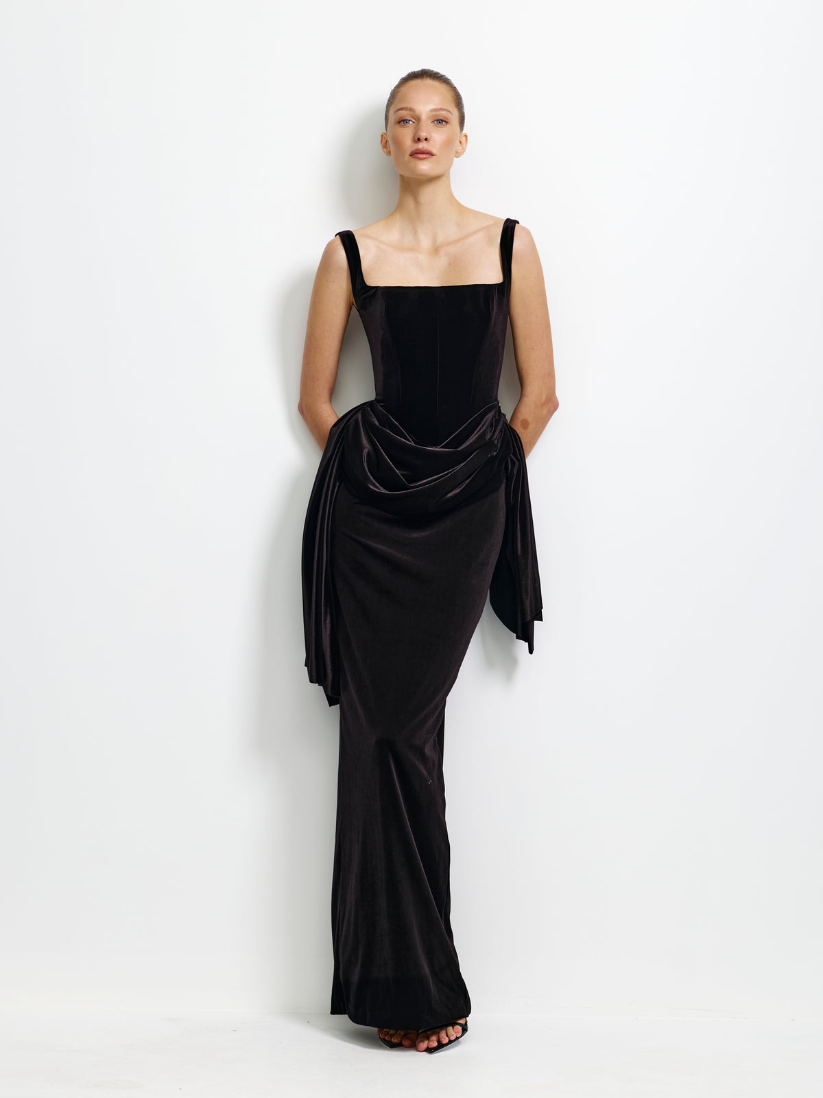 Genevieve Gown - Black