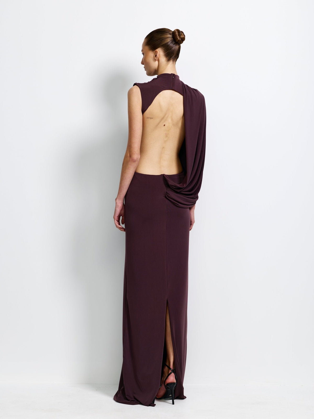 Aleksi Gown - Chocolate Plum - EFFIE KATS