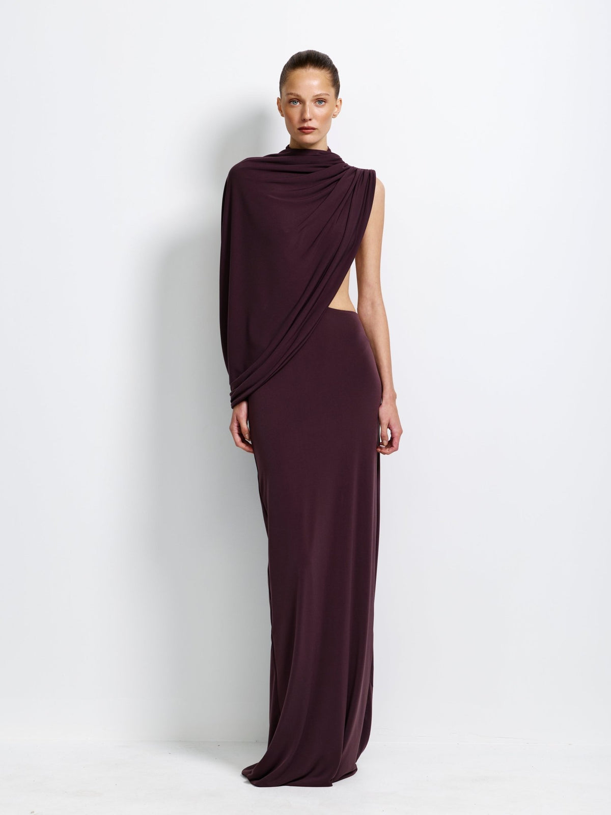 Aleksi Gown - Chocolate Plum - EFFIE KATS