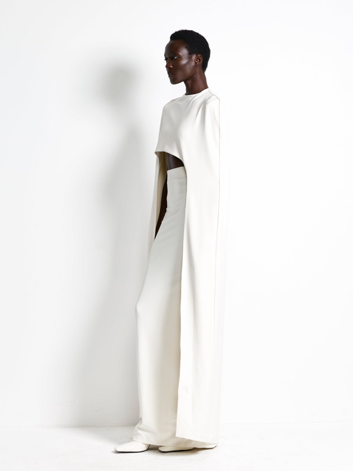 Estella Cape - Ivory - EFFIE KATS