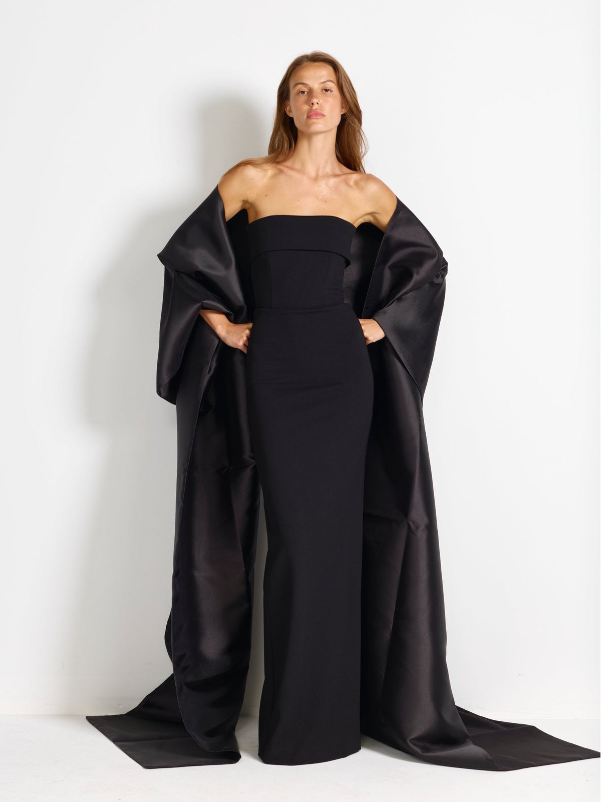 Liberty Cape - Black - EFFIE KATS