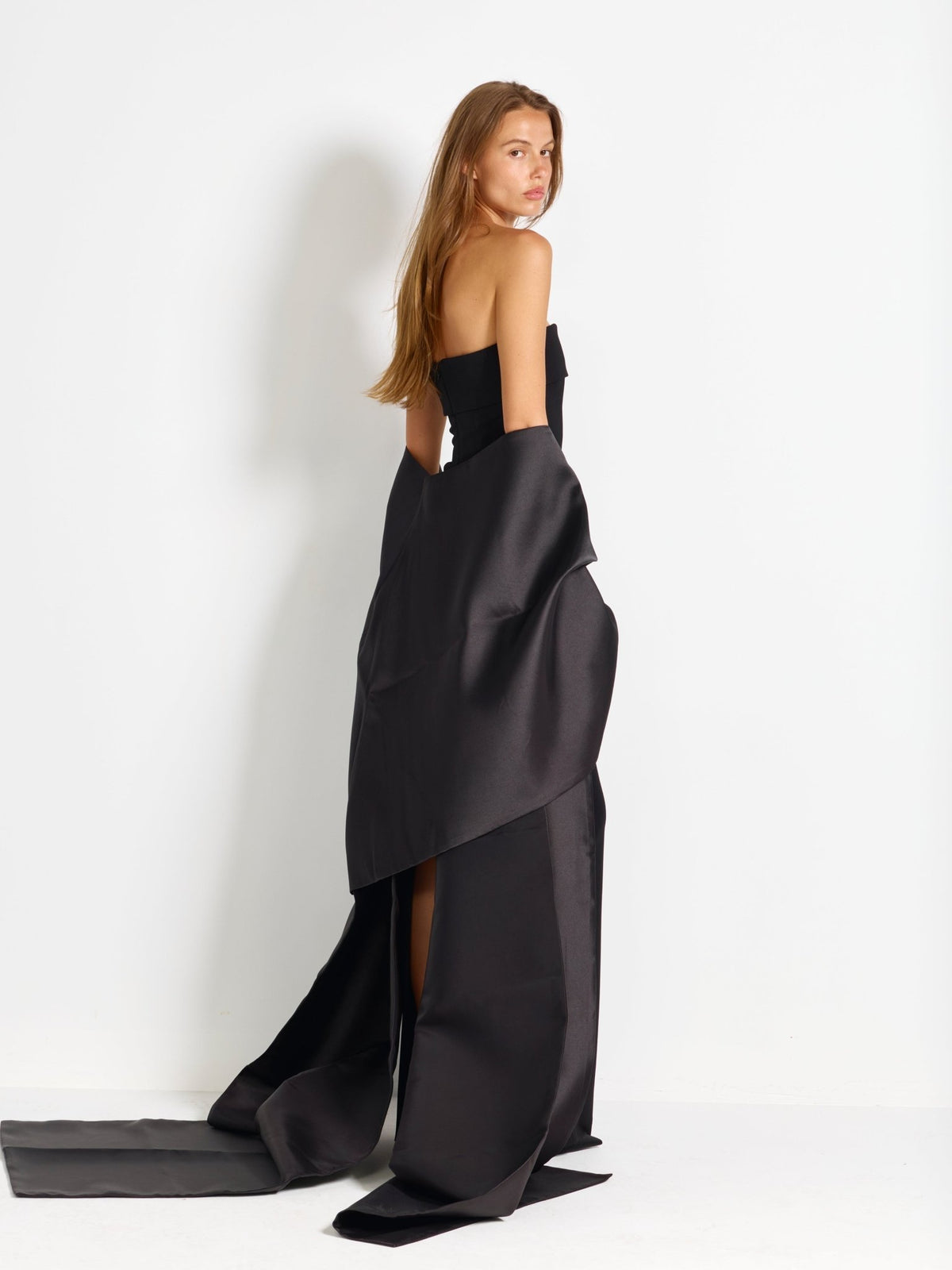 Liberty Cape - Black - EFFIE KATS