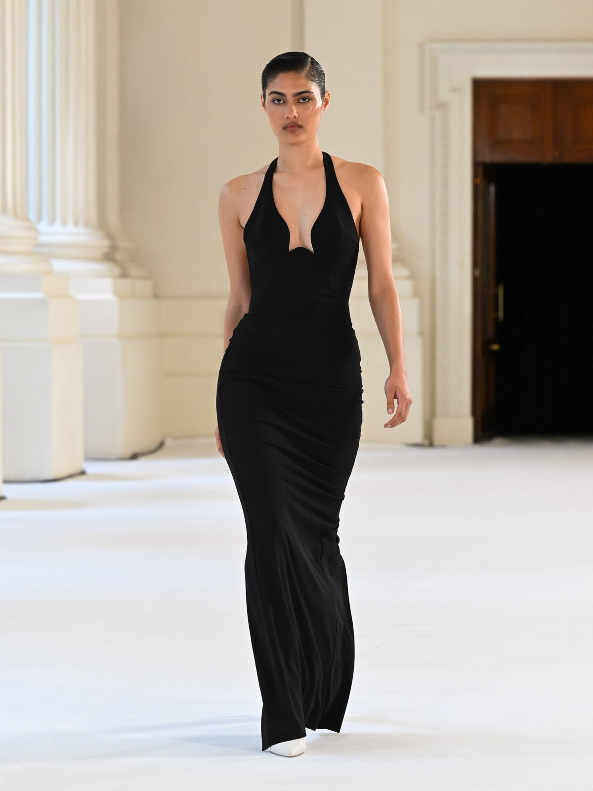 Starla Gown - Black - EFFIE KATS